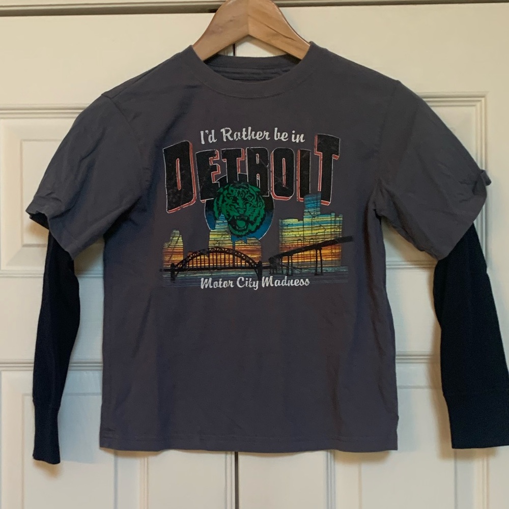 Detroit Motor City Vintage Graphic Crewneck. ‘I’d Rather Be in Detroit’.